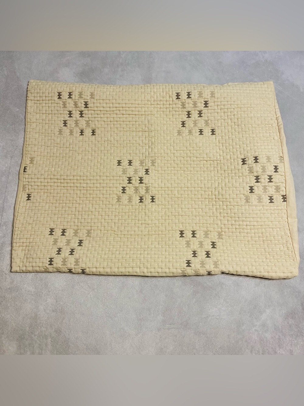Opalhouse Jungalow Cream Quilted Geometric Embroidered Pillow Sham Case 25 X 19